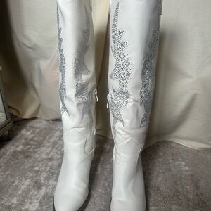 SHEIN White and Silver Heeled Boots with Elegant Embellishments